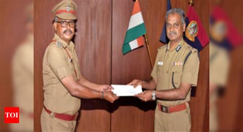 Chennai police chief rewards officer who helped woman in trouble ...