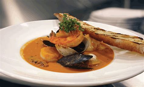 bouillabaisse definition pronunciation