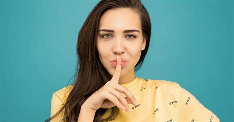 मौन या चुप या चुप रहने के चमत्कारिक फायदे (moun ya chup rahne ke ...