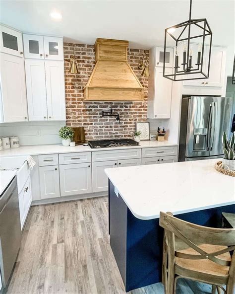 17 Shiplap Kitchen Backsplash Ideas for Your Next Remodel