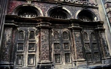 The Dark History Of Putulbari, The House of Dolls In Kolkata | Homegrown