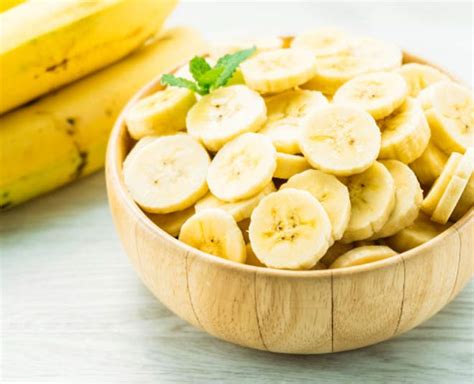 Banana Weight Loss Diet Plan By Expert Swati Bathwal | banana weight ...