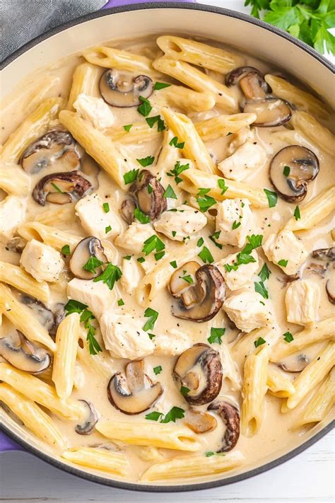 Creamy Chicken and Mushroom Pasta - Insanely Good