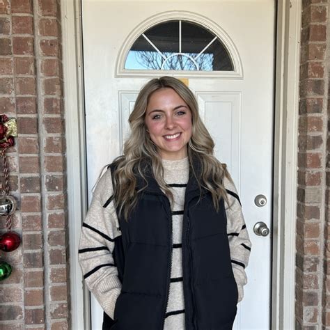 Lauren - Maths teacher - ₹1091/h