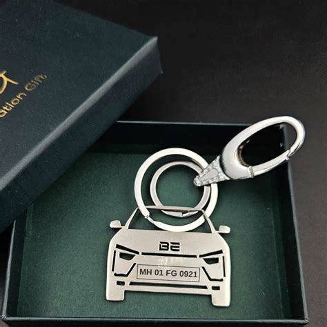 Personalised Mahindra BE 6 Car Keychain – Foundation Gift