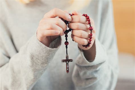 The Origins of the Rosary - The Catholic Echo