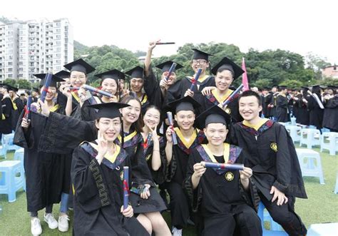 重庆2021届普通高校毕业生就业情况发布 看看哪些专业好找工作_重庆市人民政府网