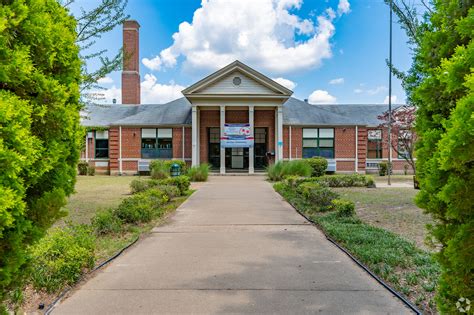 About Raleigh | Schools, Demographics, Things to Do - Homes.com