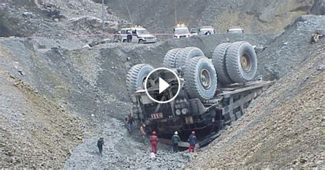 Heavy Machine Fails 的图像结果