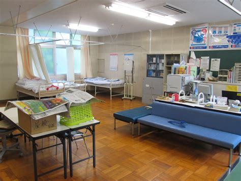 瑞中ブログ: 夏休みの保健室