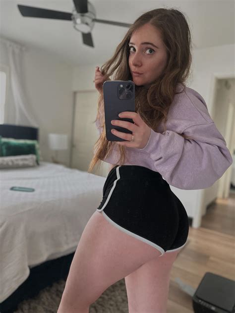 Renee Winter | Comment hey if you like this | Instagram