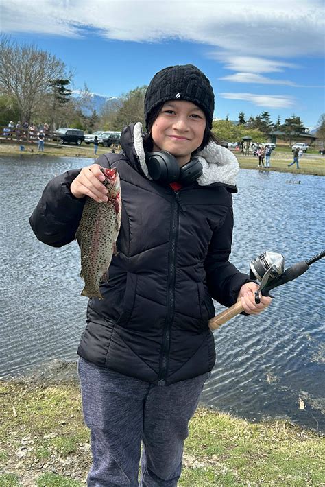 Kids keep fishing day tradition in Carrie Blake Park | Sequim Gazette