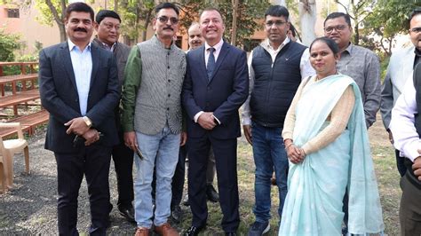 MP: 21 CMOs Participate In Sustainable Development Courses At IIM-Indore