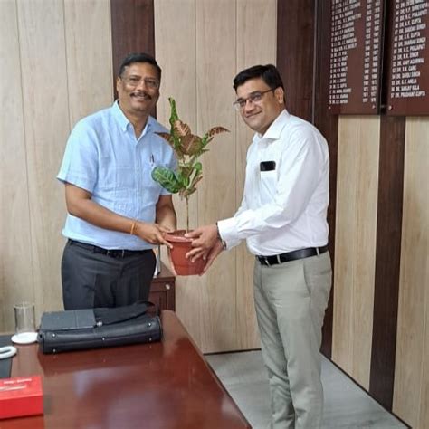 Sarojini Naidu Medical College, Agra (Ministry of Medical Education ...