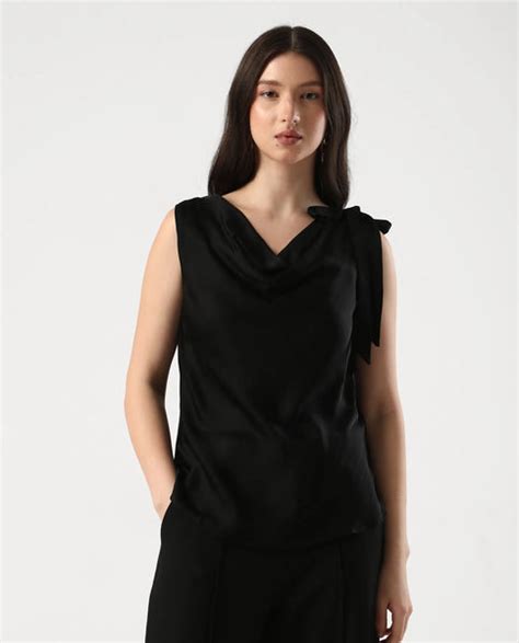 Rareism Women's Epuke Black Satin Boat Neck Plain Sleeveless Regular F