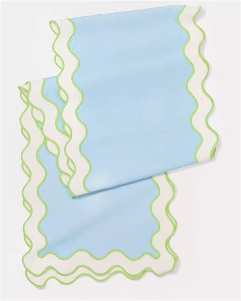 Scallop Table Runner | Lilly Pulitzer