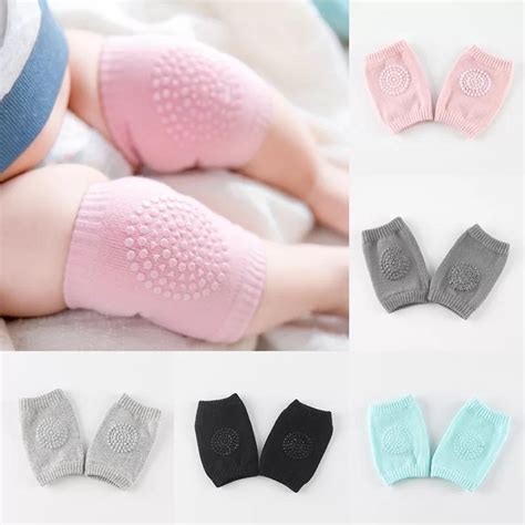 KNEE CRAWLING SOCKS – BabyMonk