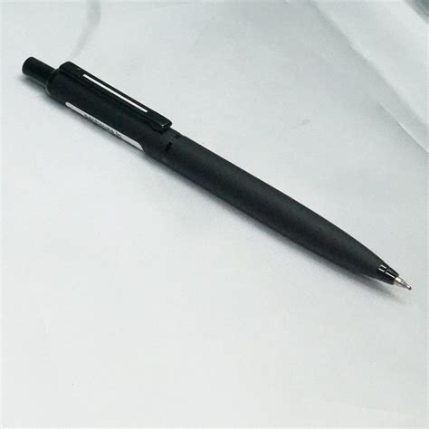 penhouse.in Black Body and Cap with Balck Trims Retractable Ball Pen ...