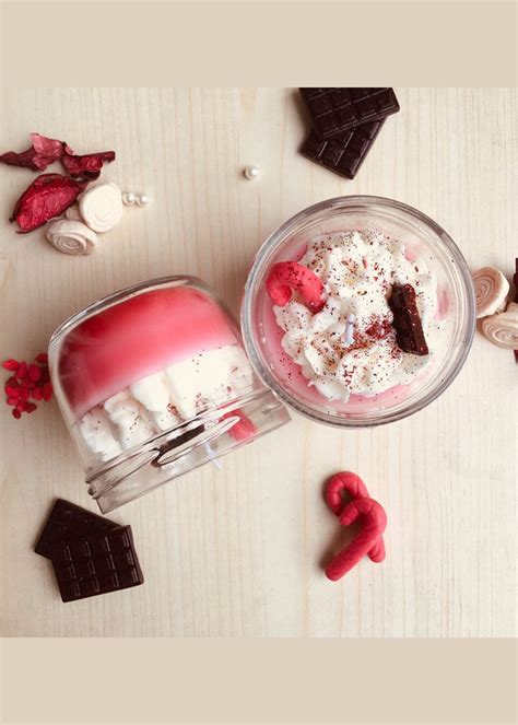 Get Red Velvet Scented Candle- Burn Time: 15-30 Hours at ₹ 559 | LBB Shop