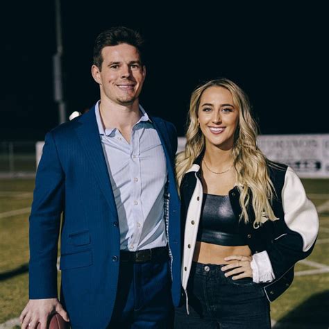 Ashley Cooke Wiki Husband Net Worth Age Height Bio | Everything you ...