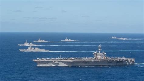 美国第七舰队“游弋”台湾海峡三十年始末