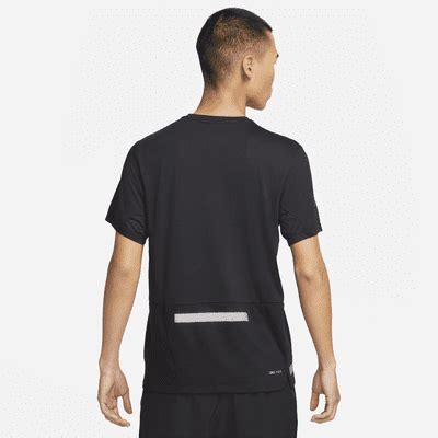 Nike Dri-FIT Run Division Rise 365 Men's Short-Sleeve Running Top. Nike IN
