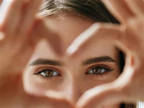 Left - Eye Twitching: జ్యోతిష్యం ప్రకారం.. ఎడమ కన్ను అదిరితే బంగారం ...