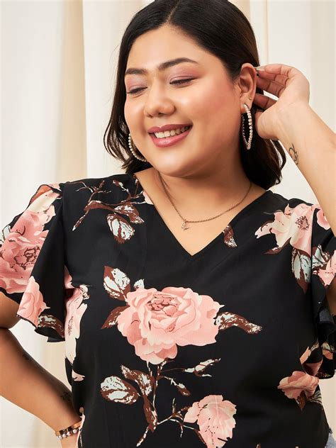 Women Black & Pink Floral Printed V-Neck Flutter Sleeves Slip-On ...