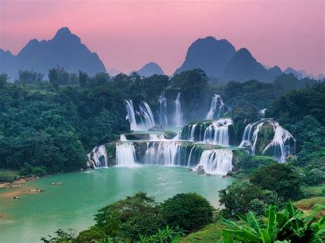 The World’s Most Mind-Blowing Waterfalls | Travel Insider