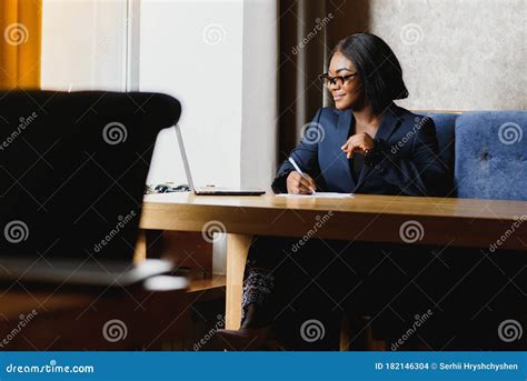 African American Woman Business Owner 的图像结果