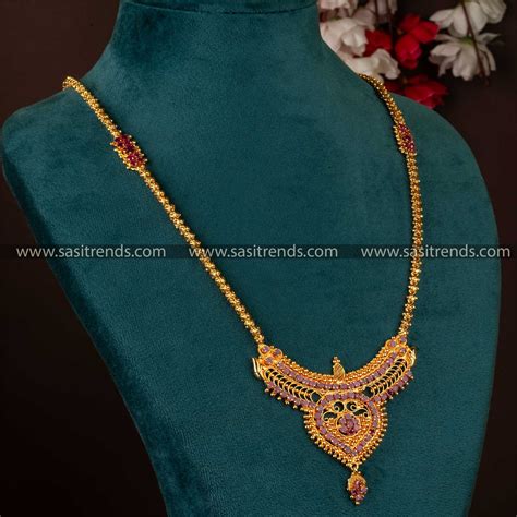 Elegant South Indian Temple Pendant Necklace | Timeless Craftsmanship ...