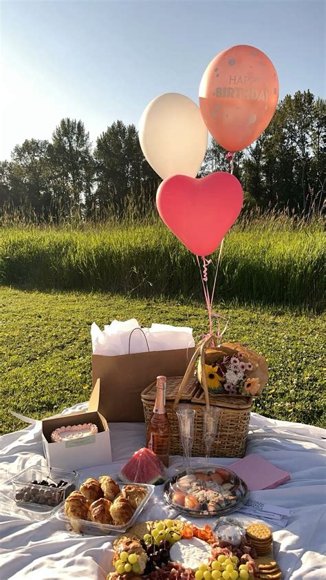 14 best and super cute picnic date ideas to try – Artofit