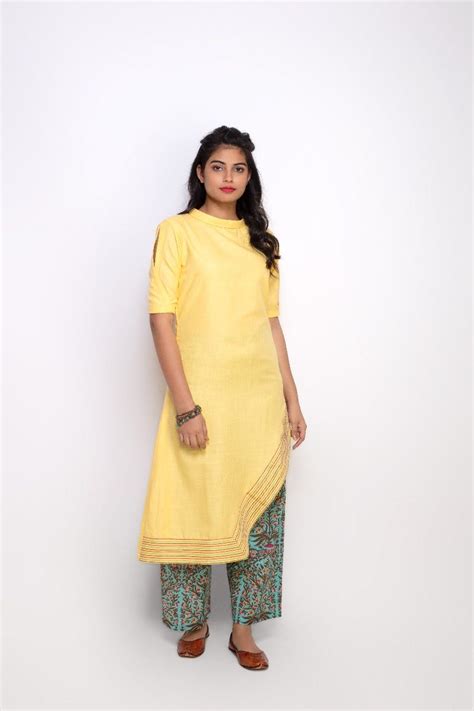 Get Striped Border Assymetric Tunic & Pants Set at ₹ 2040 | LBB Shop