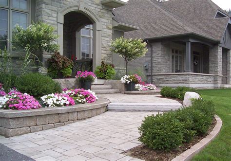 Straight Front Sidewalk Landscaping Ideas