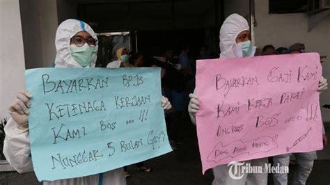 BERITA FOTO 300 Karyawan RS Permata Bunda Unjukrasa Tuntut Gaji Yang ...