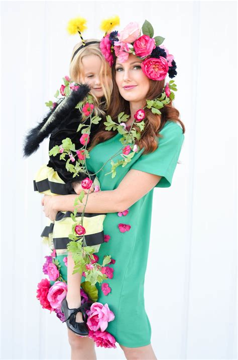 mom + me costumes | Mother daughter halloween costumes, Daughter ...