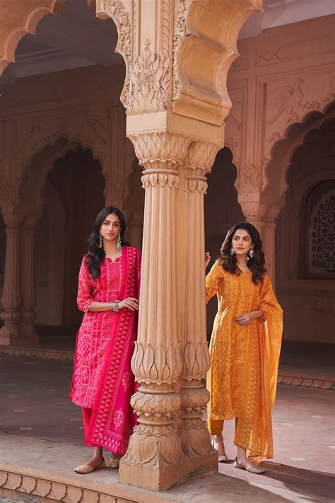 Mustard Chanderi Suit Set (With Pants and Dupatta) – Heritage Official
