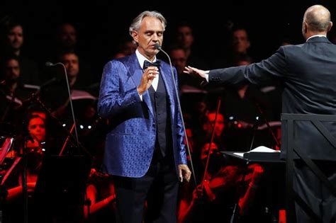 Andrea Bocelli stasera in tv: il concerto da non perdere