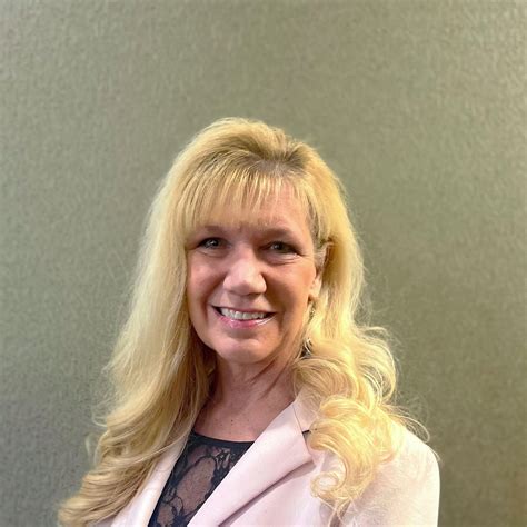 FCN Bank N.A. - LOAN OFFICER SPOTLIGHT OF THE WEEK Meet... | Facebook