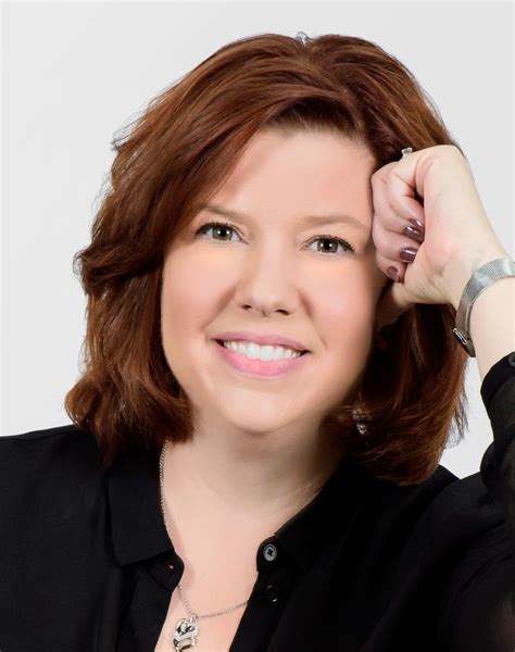 Elizabeth Lindsey on Brand Leadership and Global Strategy