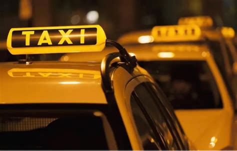 线上线下“一键叫车” 上海市出租车统一平台上线|上海市_新浪新闻