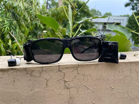 AiRIS - Artificial Vision for the Visually Impaired