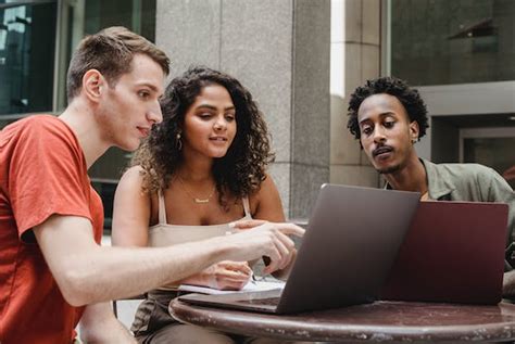 Associate Degree in Information Technology 的图像结果