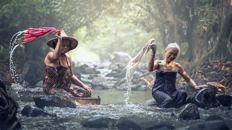 Yes, Handwashing Clothes Reduces Microplastic Release Compared to ...