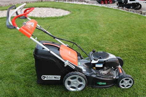 Migliori tagliaerba per giardini grandi da 3100 a 4000 mq  