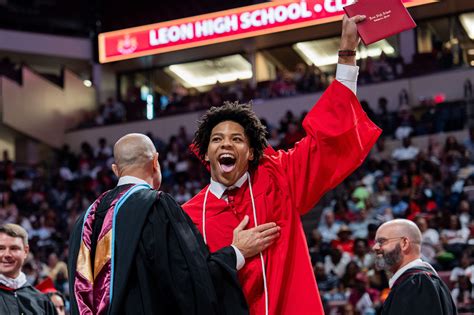 Tallahassee and Leon County high school graduation photos