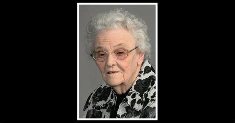 Obituary | Lorraine "Tommie" Perrachione | Searby Funeral Homes