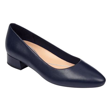 Caldise Leather Low Heel Dress Shoes - 7 / W / Navy Leather | Low heel ...