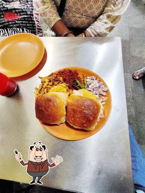 Menu at Punekar Vadewale Store No. 10, Pune