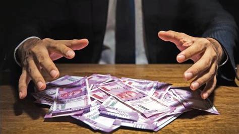 Panchkula: Patwari caught taking ₹20k bribe